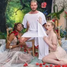 Amari Anne in 'A Mused'