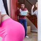 Raven Bay in 'Welcum Wagon'