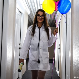 Nutjob Nurse