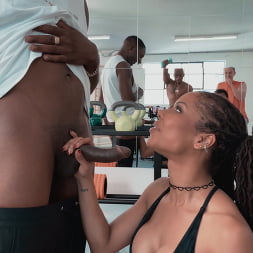 Fitness Influencer Takes On Gym Bros