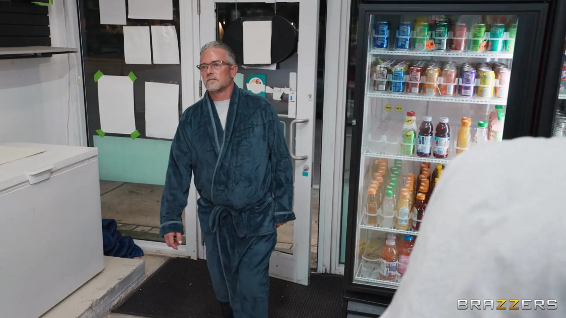 Kimmy Kimm - Chicas de bodega portándose mal | Picture (8)