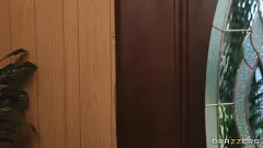 Kira Noir - Glory House - Episode 2 | Picture (4)