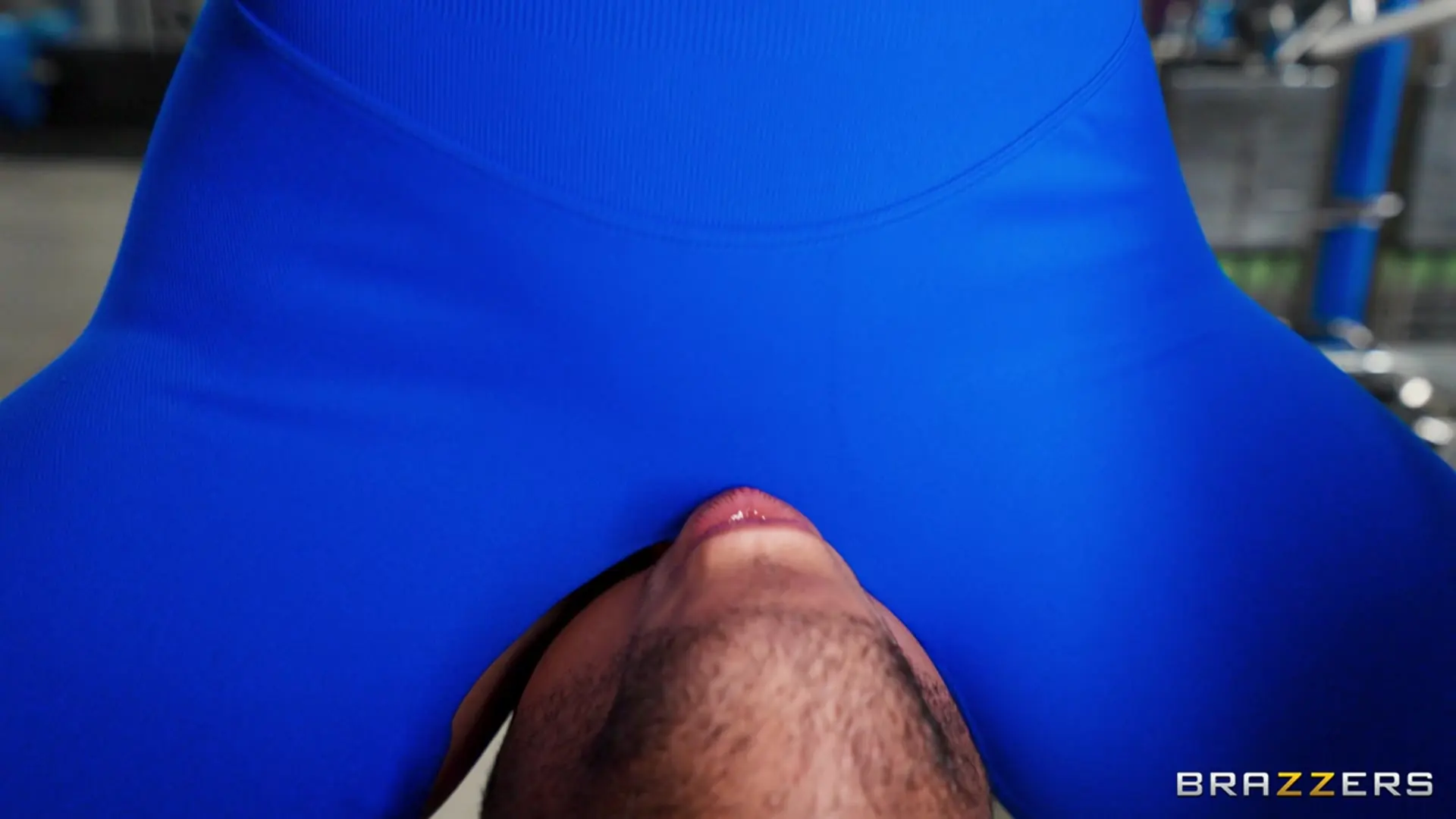 Kali Roses - Gym Sluts Put On A Public Show | Picture (16)