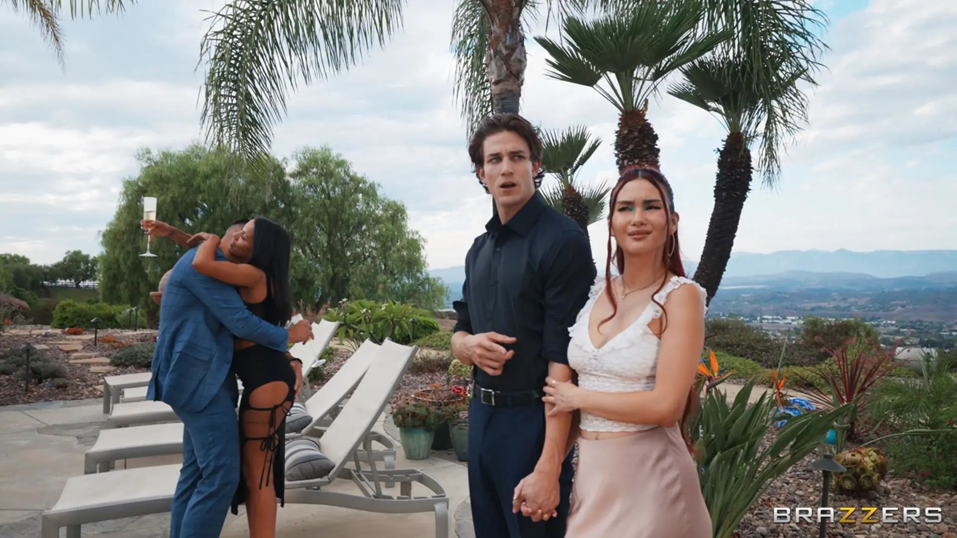 Carmen Caliente - Balancearse en el barrio: parte 1 | Picture (4)