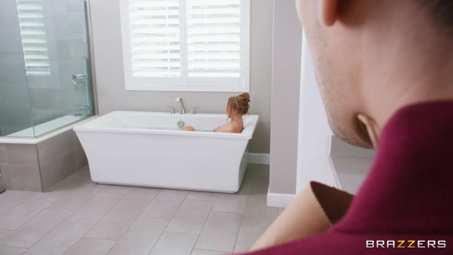 Alanna Pow - ¡Entrega de polla en la bañera, qué época para estar vivo! | Picture (4)