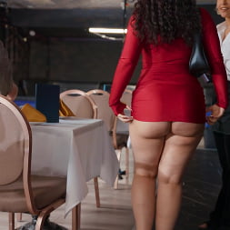 Guess Who's Cucking At Dinner!