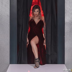 Runway Booty