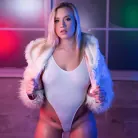 Bailey Brooke in 'Hot and Cold'