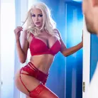 Nicolette Shea in 'Build A Babe'