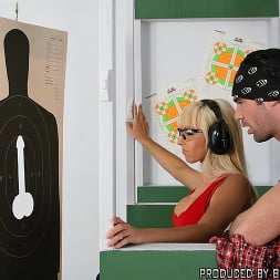 You Like Guns Try This One