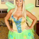 Abbey Brooks in 'Twinkle Tits'