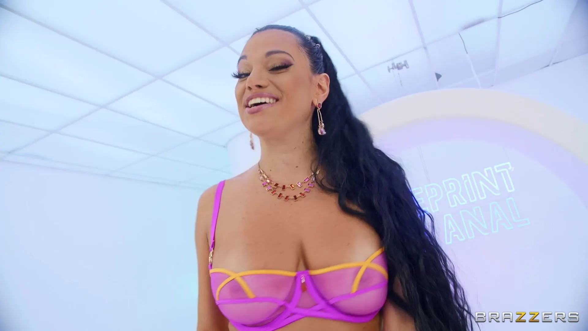 Mona Azar - Plano para anal: parte 1 | Picture (5)