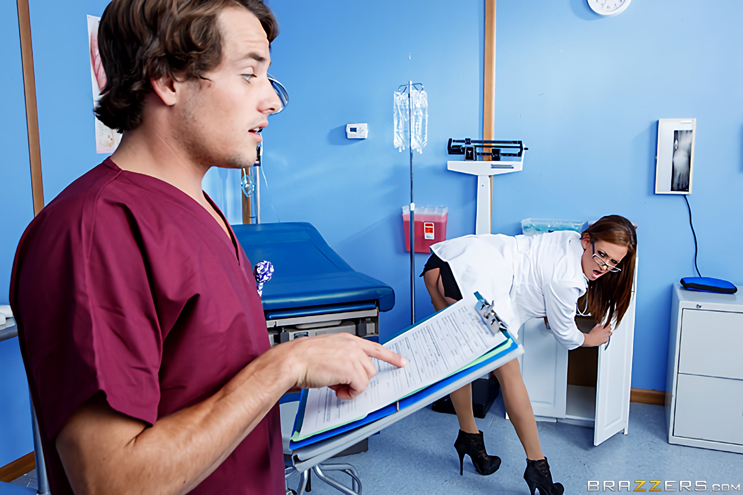 Peeping Nurse Learns a Lesson