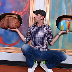 Modern Museum of Fine Ass